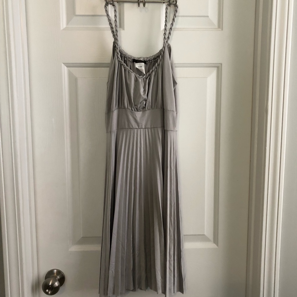 Grey light dress - Picture 1 of 3